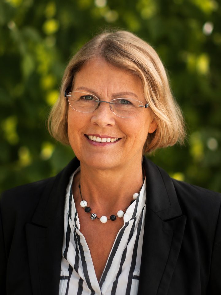 Porträt Elke Oehlrich